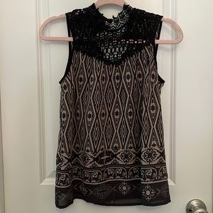 Very Moda sleeveless blouse size XS